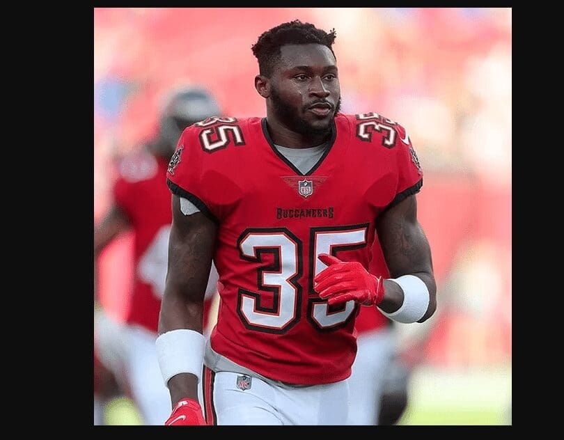 Jonathan Owens Net Worth: Inside the NFL Star’s Earnings 3 Professional Career