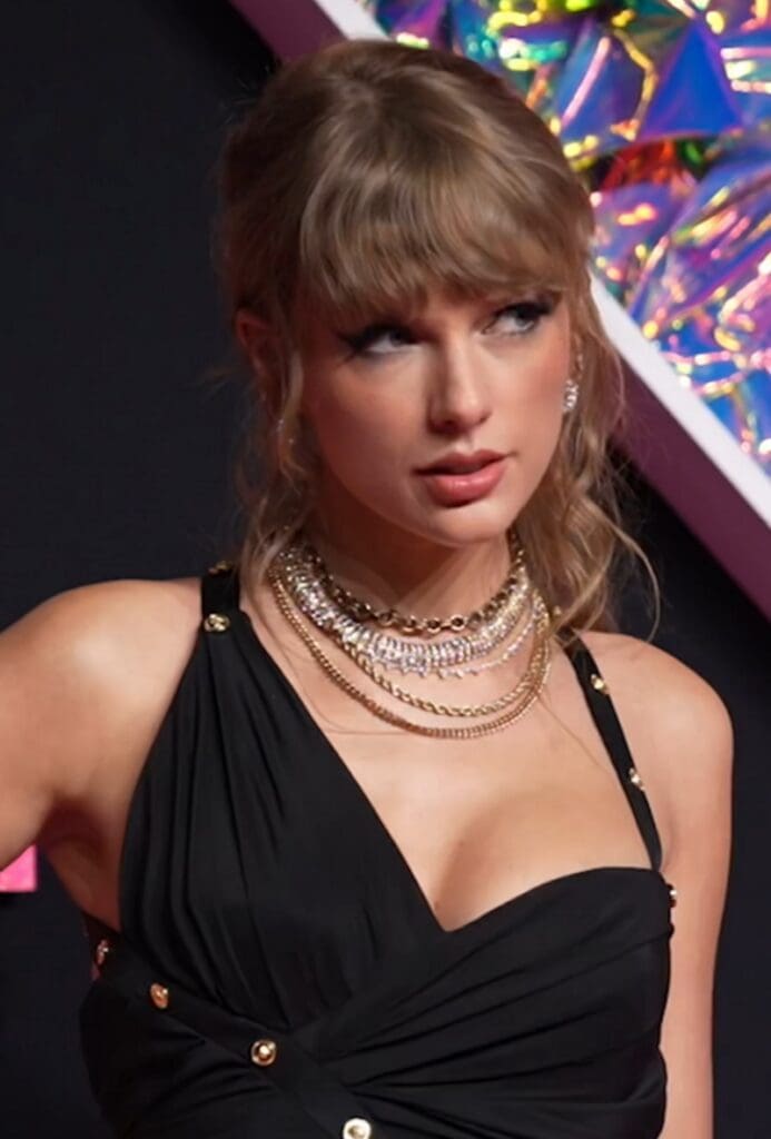 10 Highest Followed Person On Twitter 10 Taylor Swift