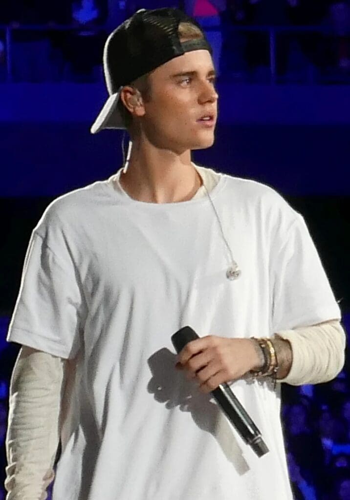10 Highest Followed Person On Twitter 5 Justin Bieber