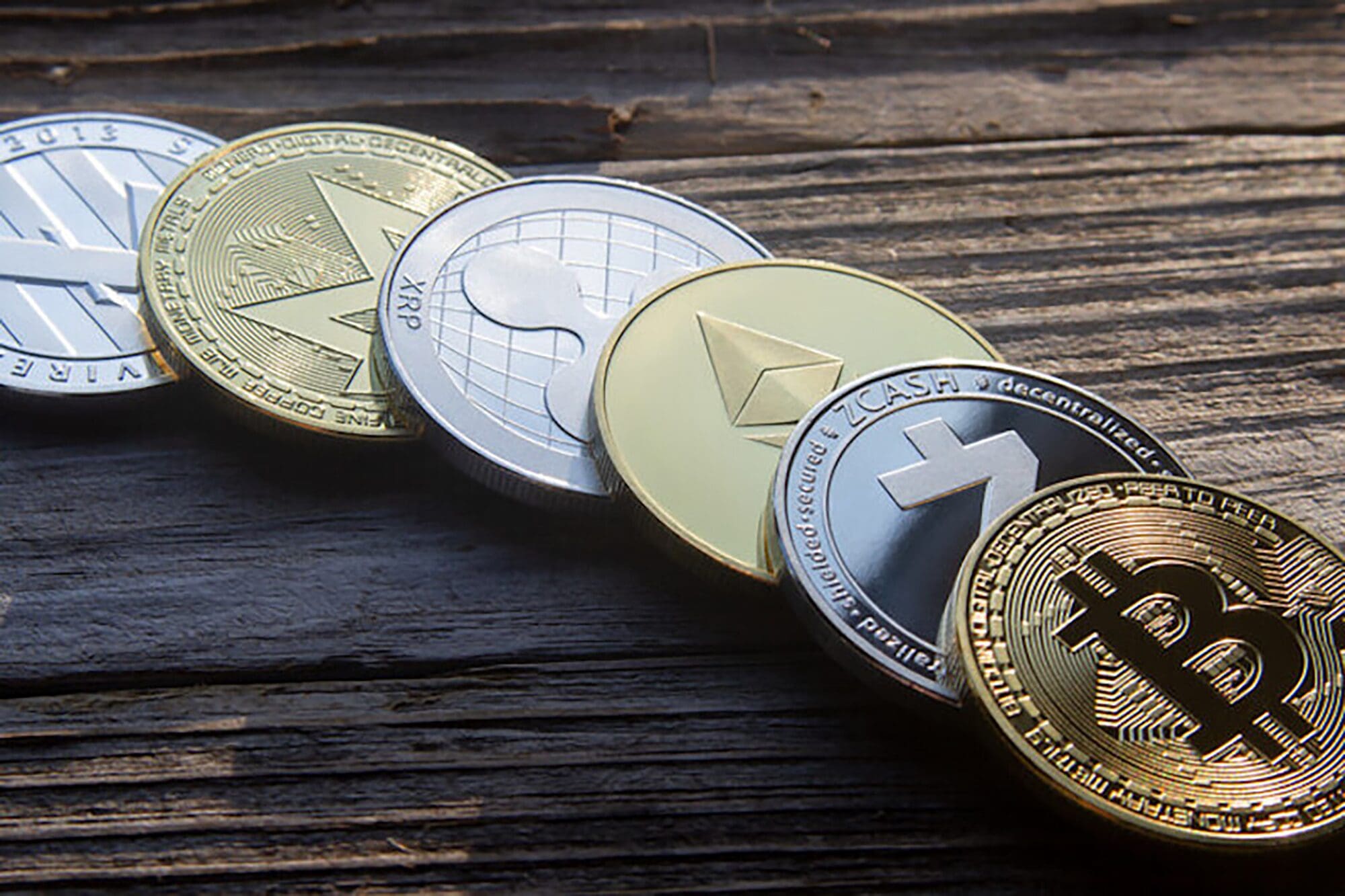 Crypto Market Today Feb 7: BTC & Altcoins Continue to Struggle, TRON Jumps 4%