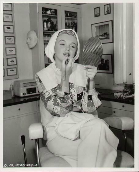 What was Marilyn Monroe's religion?