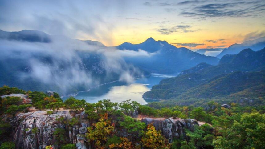 Where Is Woraksan National Park? Explore South Korea’s Scenic Wonder