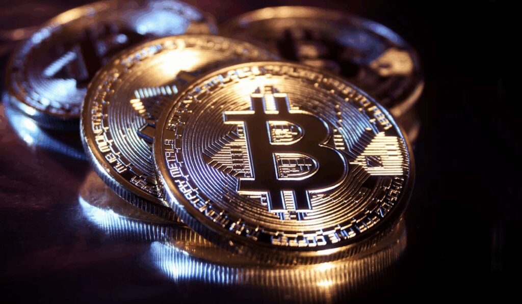 BTC Price Slides As Trump Slaps 25% Tariffs on India 2 BTC Price Slides As Trump Slaps 25% Tariffs on India