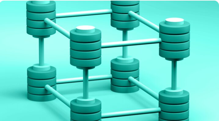 Decentralized Aggregators