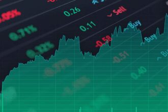 11 Top Common Mistakes Traders Make in Crypto & Forex Markets