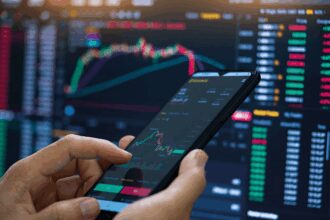 10 Trusted Brokers Offering Both Crypto and Forex Trading