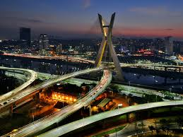 10 Best Financial Infrastructure Hubs Emerging Outside the G7