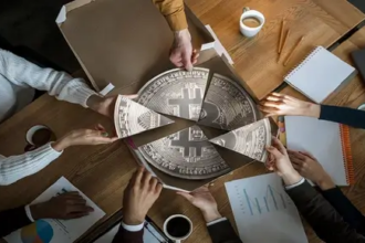 How Crypto Projects Keep Communities Engaged & Rewarded