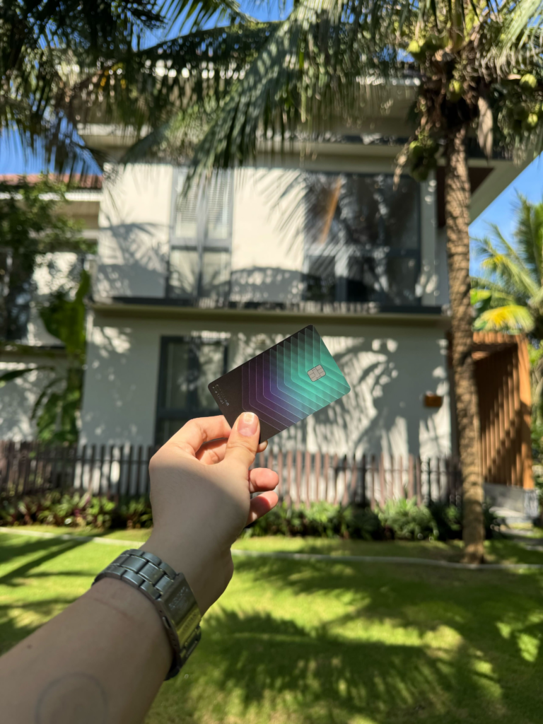 Why Digital Nomads Are Using Crypto Cards for Easier Travel? 3 Easier Spending Across Borders