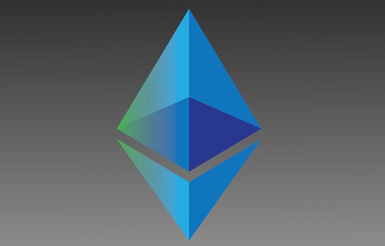 Ethereum Holds $2,000 as ETFs Continue Driving Outflows