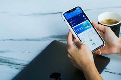 10 Prop Firms Offering Same-Day USDC & USDT Payouts